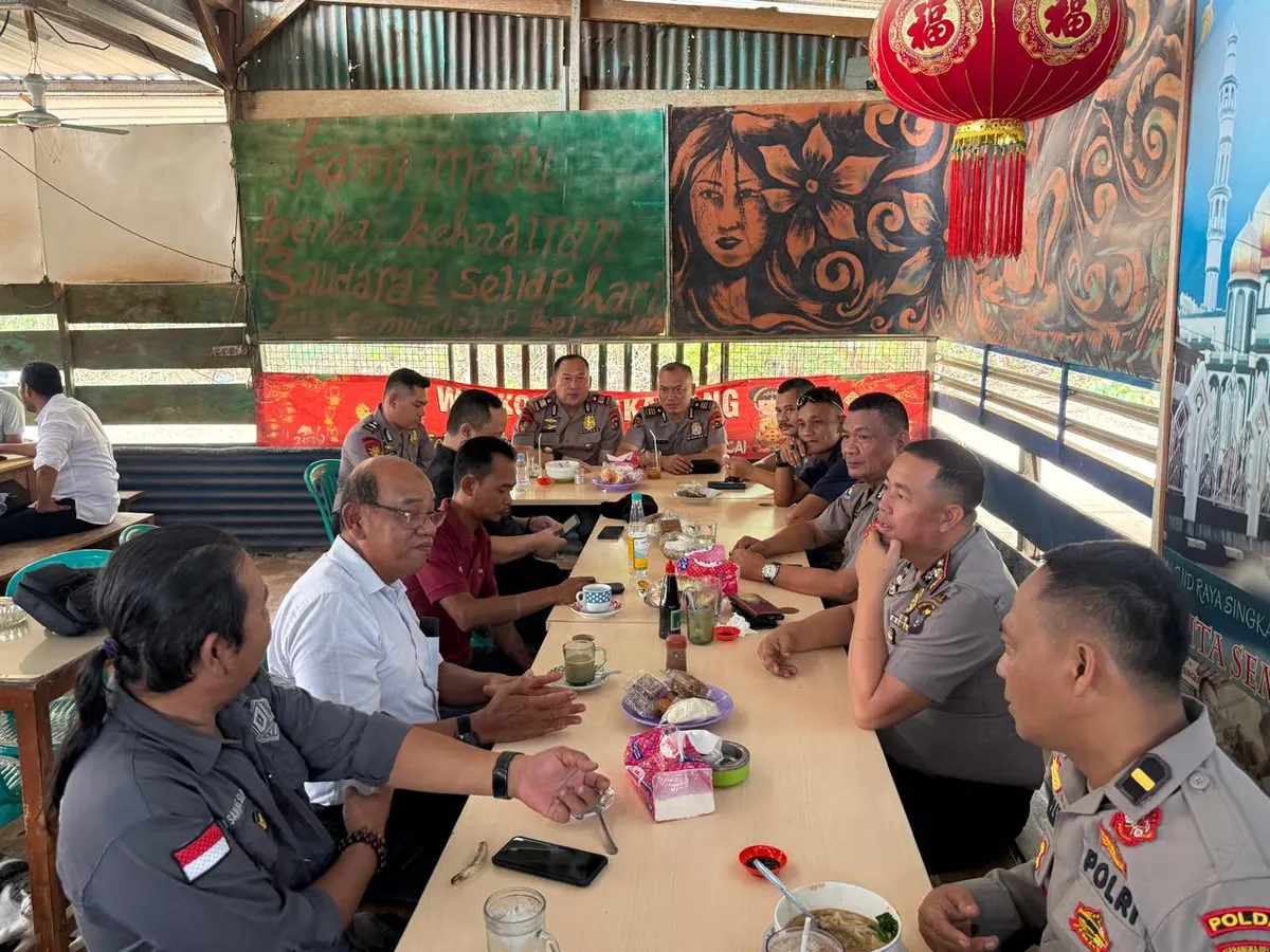 Polres Bangka Selatan Gelar Ngopi Bareng Warga Toboali Serap Aspirasi Kamtibmas